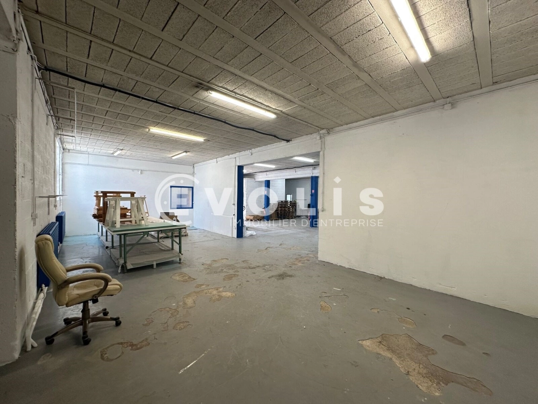 Photo 3 – location Entrepôts / activités	ROMAINVILLE (93230)