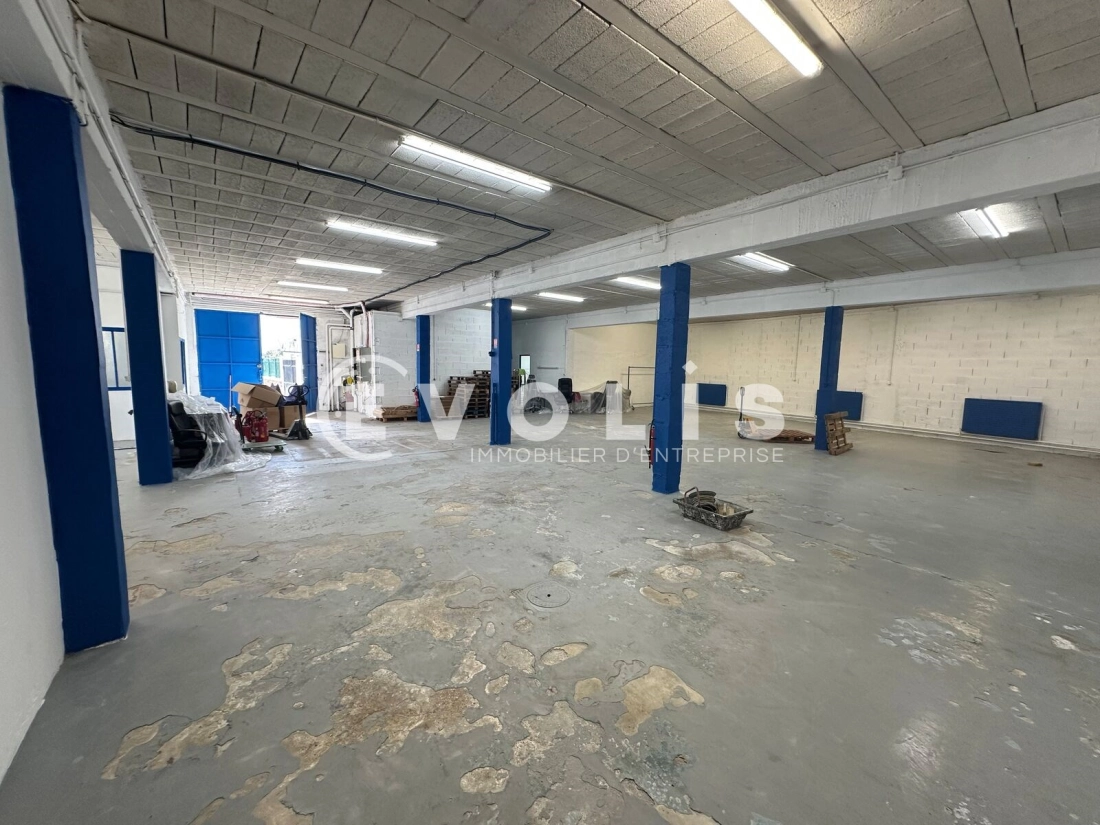 Photo 1 – location Entrepôts / activités	ROMAINVILLE (93230)