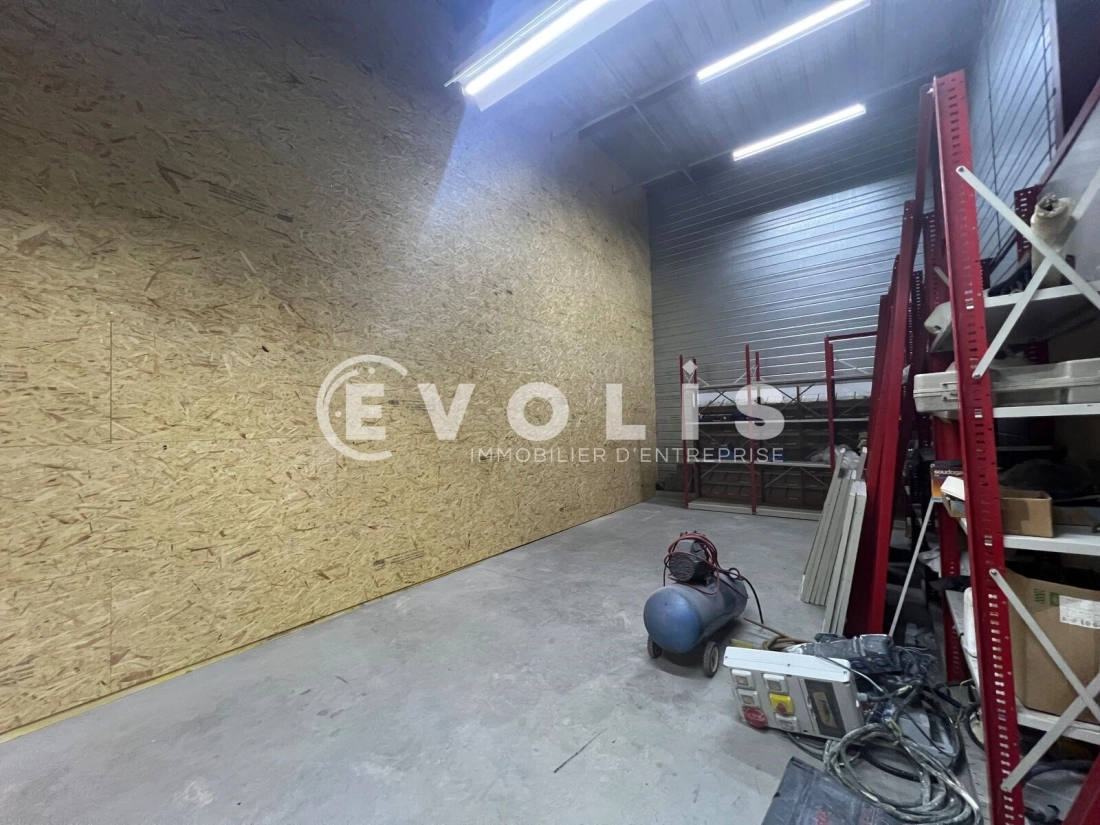 Photo 6 – location Entrepôts / activités	DRAVEIL (91210)