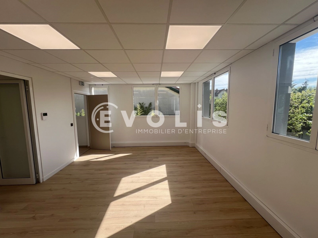 Photo 4 – location bureaux	BRY SUR MARNE (94360)