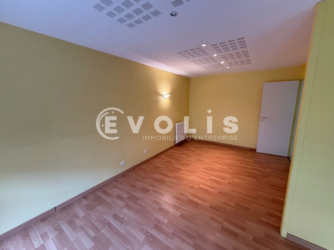 Photo 1 – vente bureaux	AMIENS (80090)