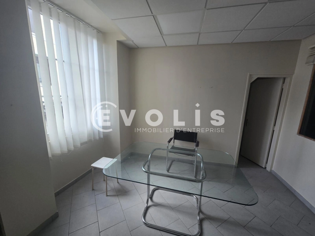 Photo 4 – location bureaux	ETAMPES (91150)