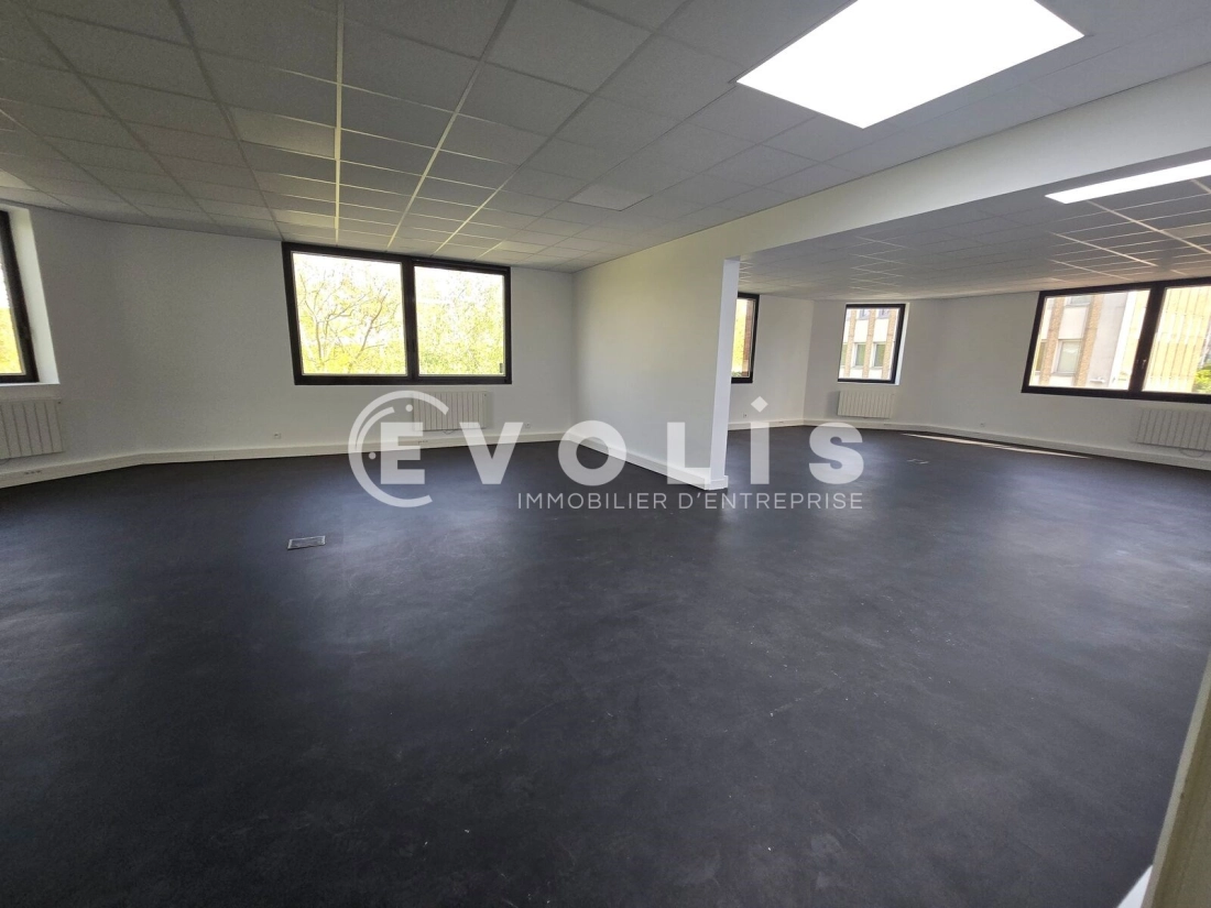 Photo 3 – location bureaux	IGNY (91430)