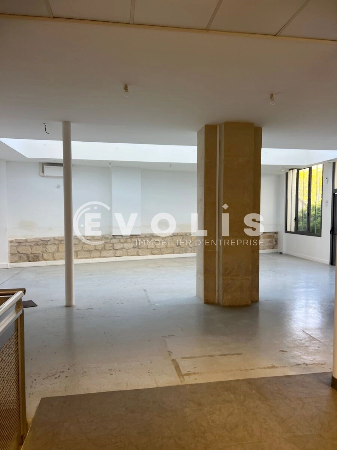 Photo 4 – location bureaux	PARIS (75011)