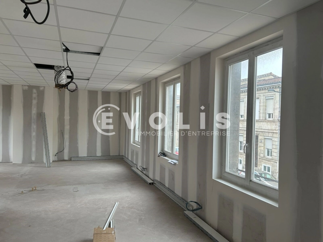 Photo 5 – location bureaux	BORDEAUX (33300)