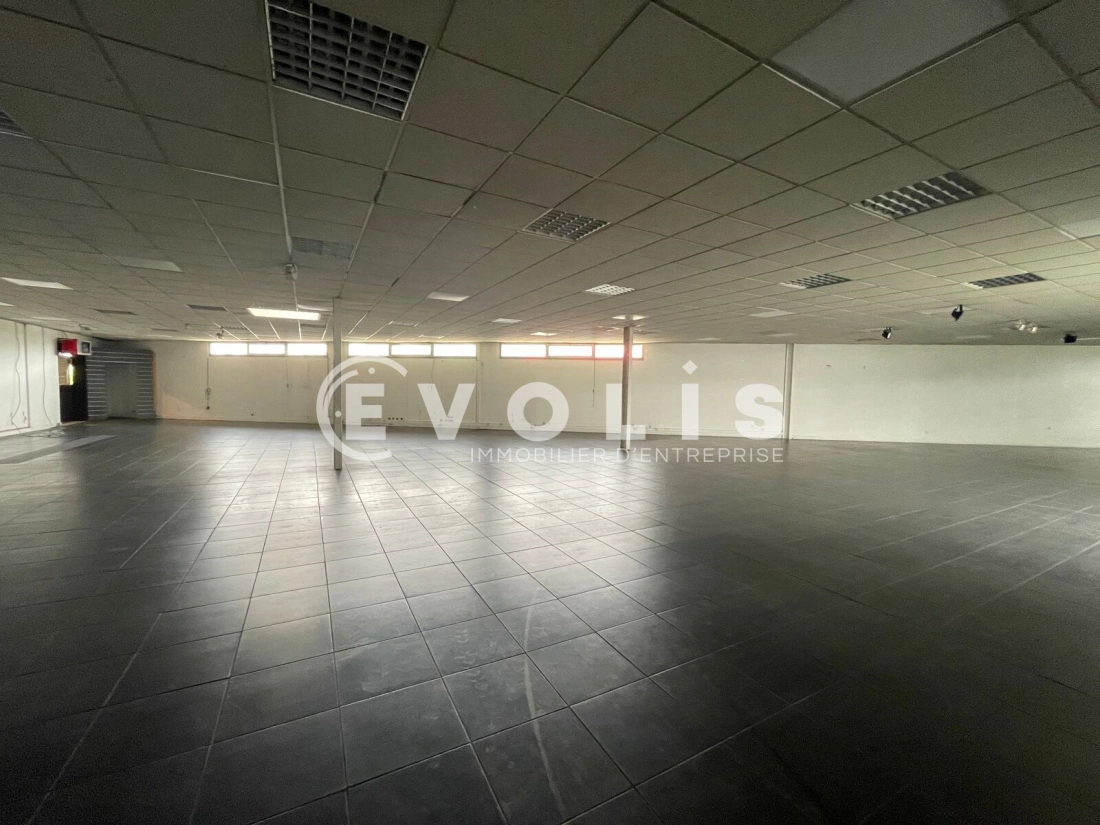 Photo 7 – location Entrepôts / activités	EYSINES (33320)