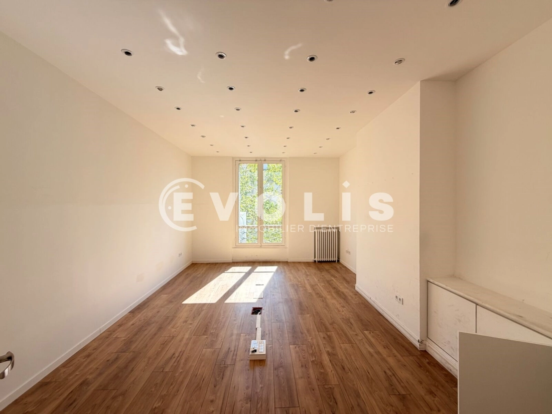 Photo 2 – location bureaux	PARIS (75016)