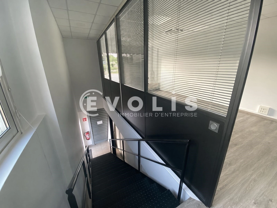 Photo 2 – location bureaux	DURY (80480)