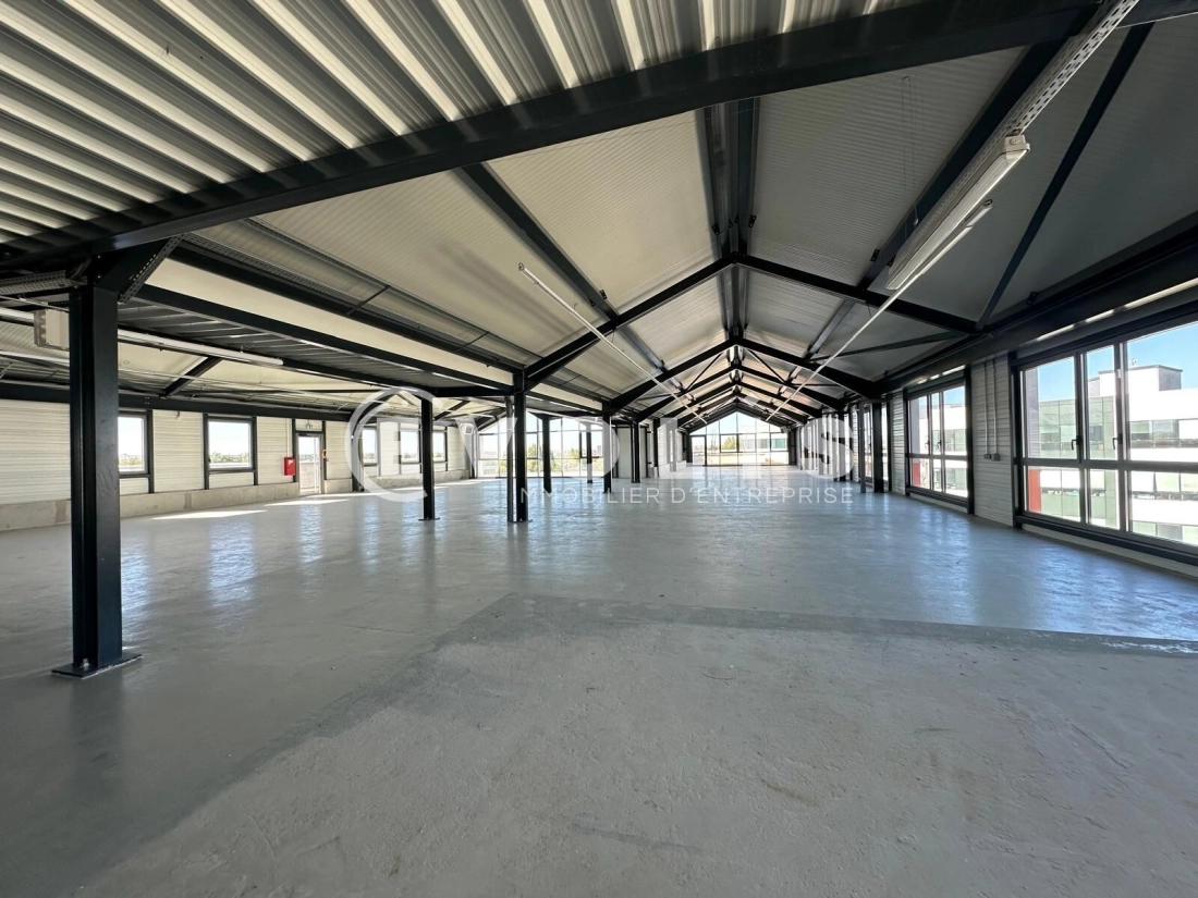 Photo 6 – location Entrepôts / activités	NANTERRE (92000)
