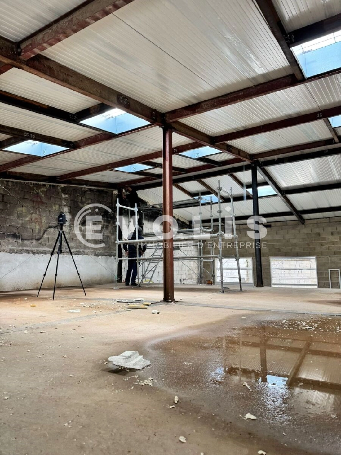 Photo 3 – location Entrepôts / activités	MONTREUIL (93100)