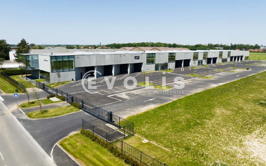 Photo 1 – location Entrepôts / activités	SECLIN (59113)