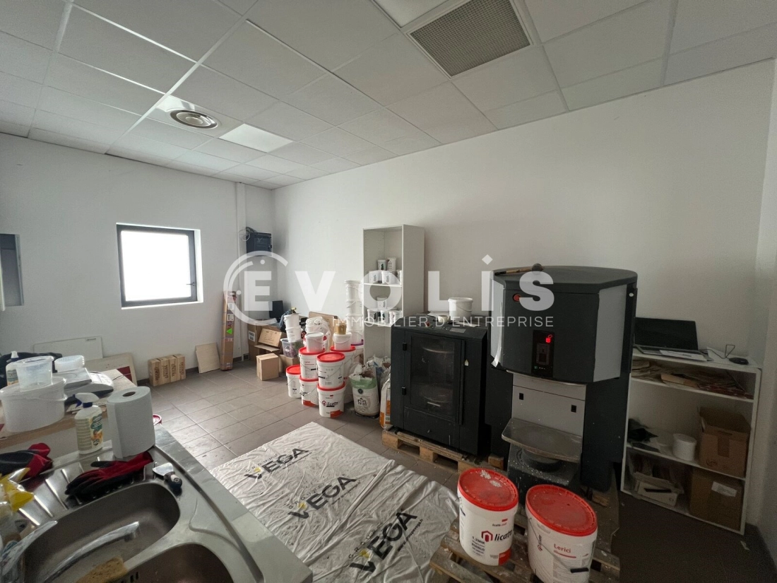 Photo 9 – location Entrepôts / activités	SERVON (77170)