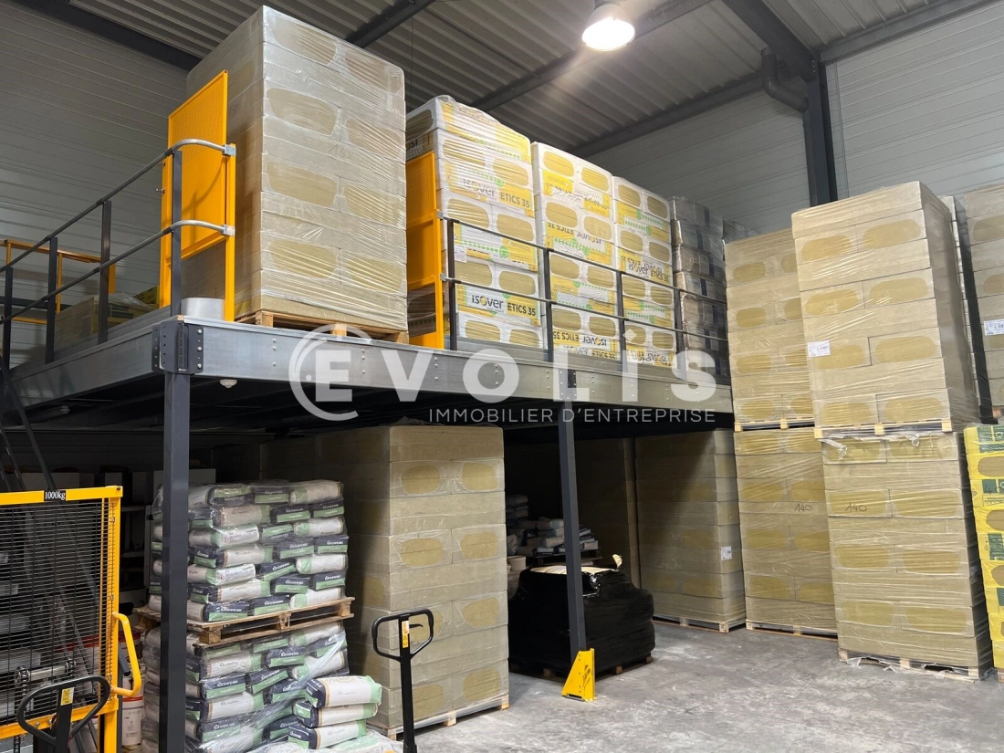 Photo 4 – location Entrepôts / activités	SERVON (77170)