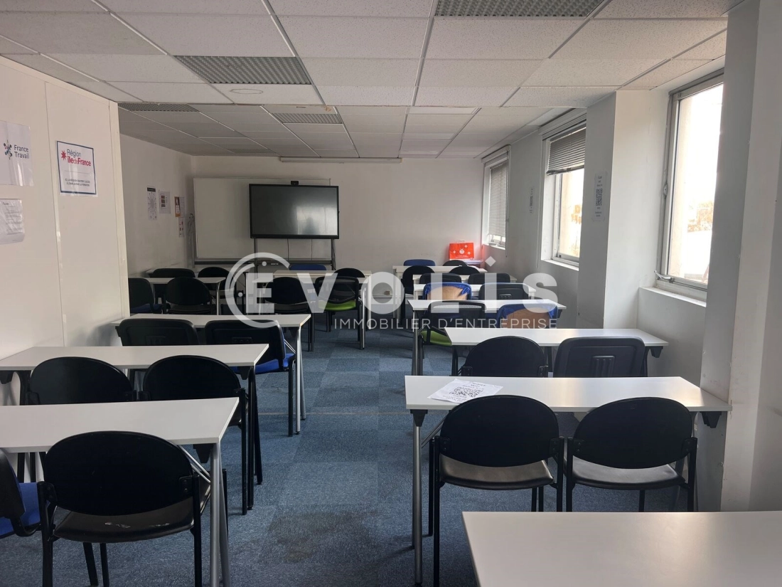 Photo 2 – location bureaux	PARIS (75015)