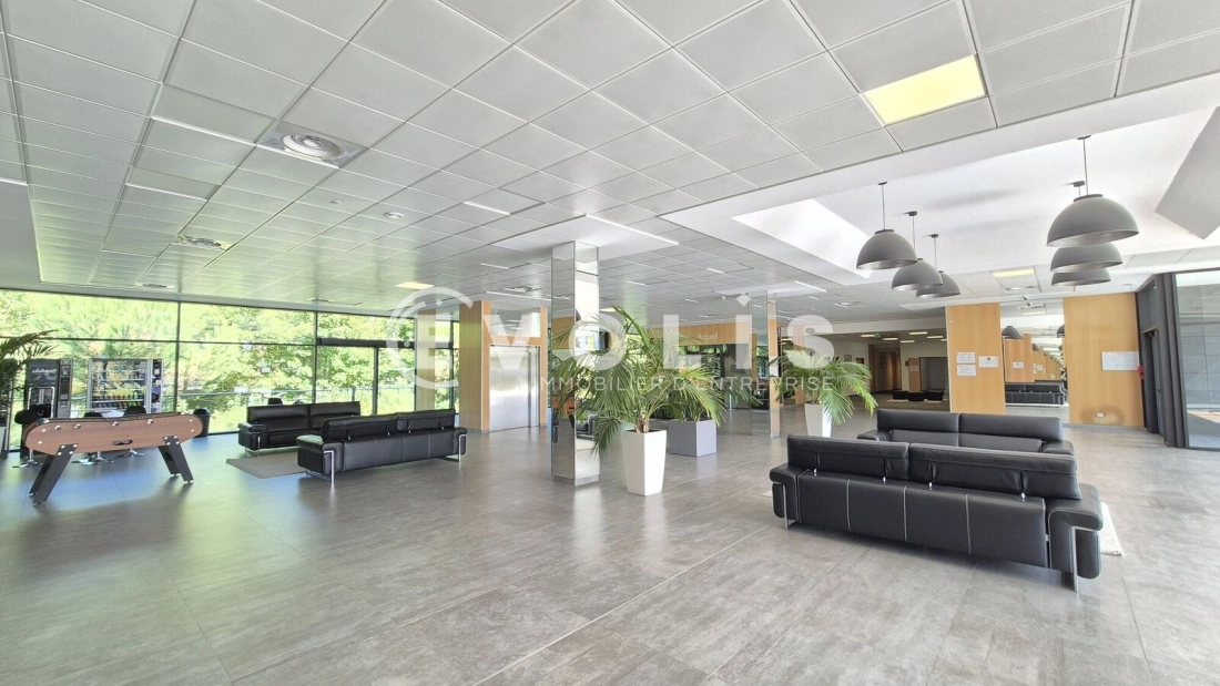 Photo 1 – vente bureaux	JOSSIGNY (77600)