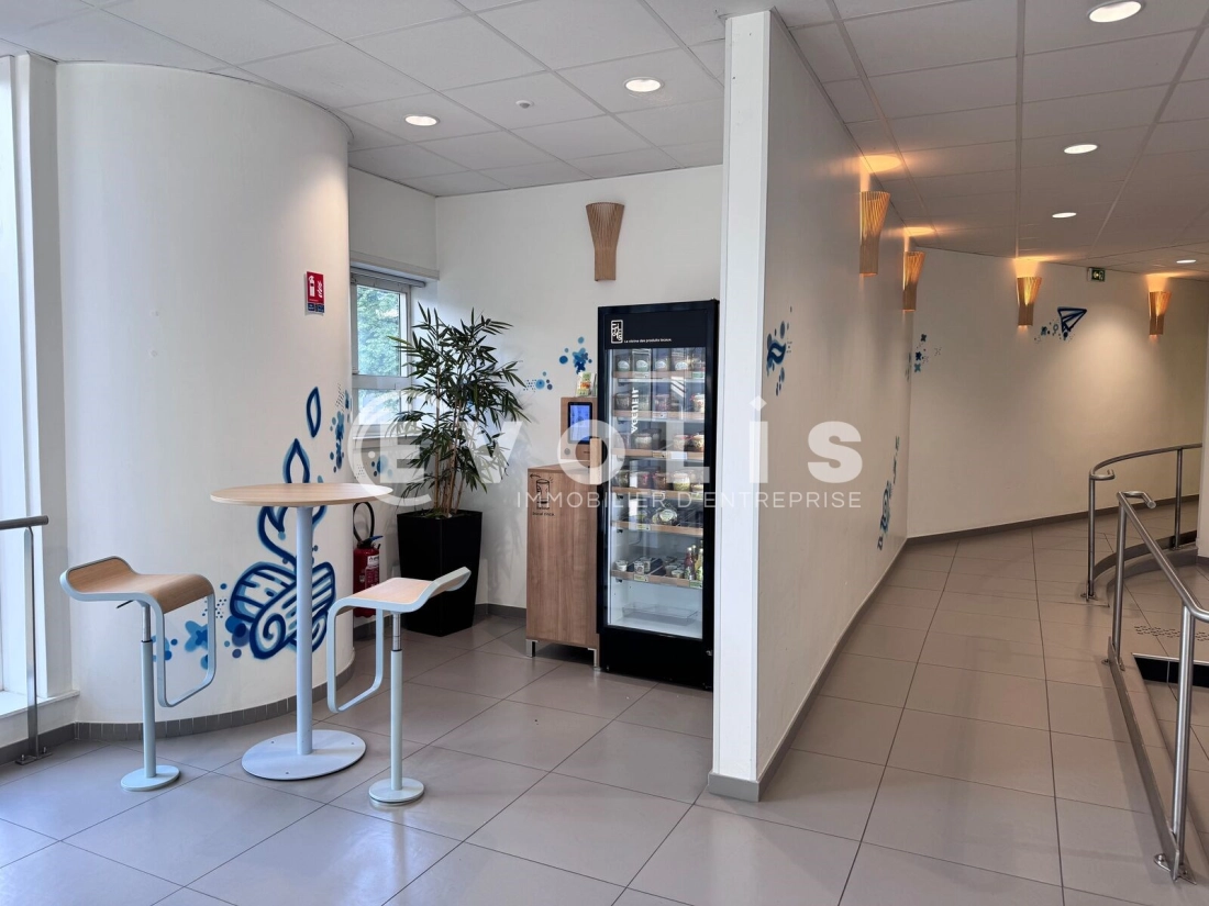 Photo 3 – location bureaux	LYON (69009)