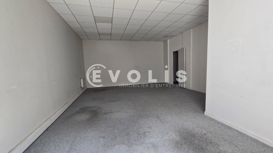 Photo 11 – location bureaux	IVRY SUR SEINE (94200)