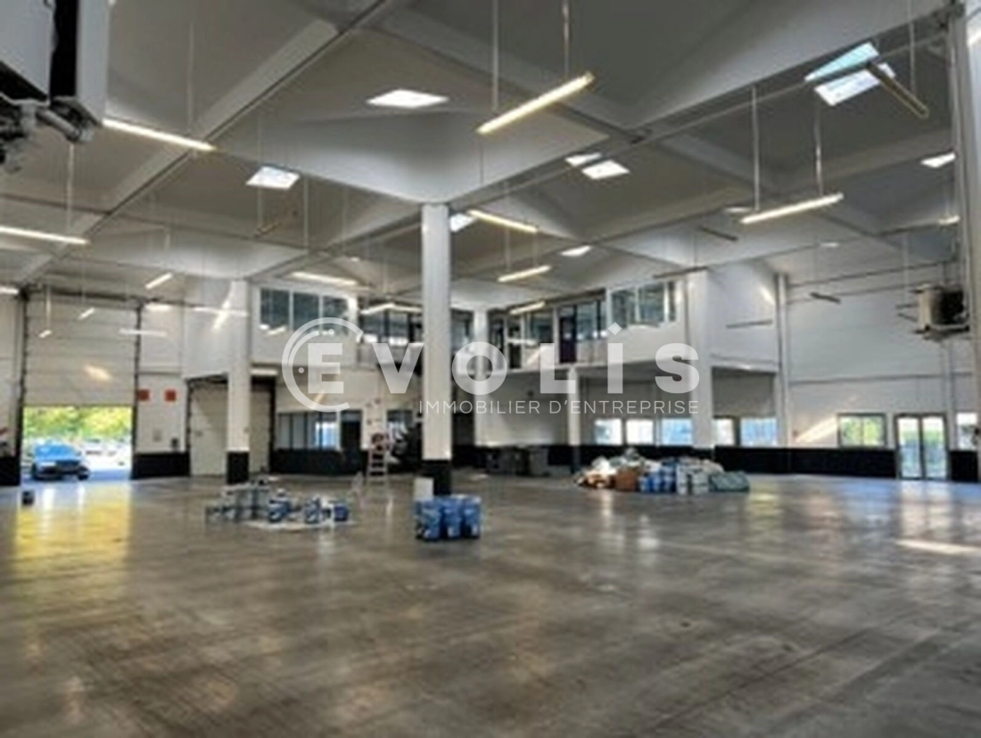 Photo 3 – location Entrepôts / activités	VILLENEUVE D'ASCQ (59650)
