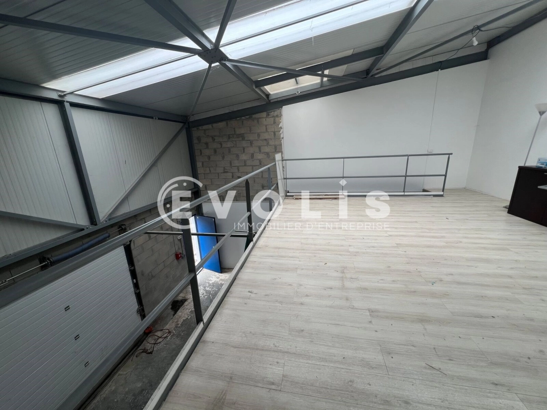 Photo 6 – location Entrepôts / activités	VILLENEUVE LE ROI (94290)