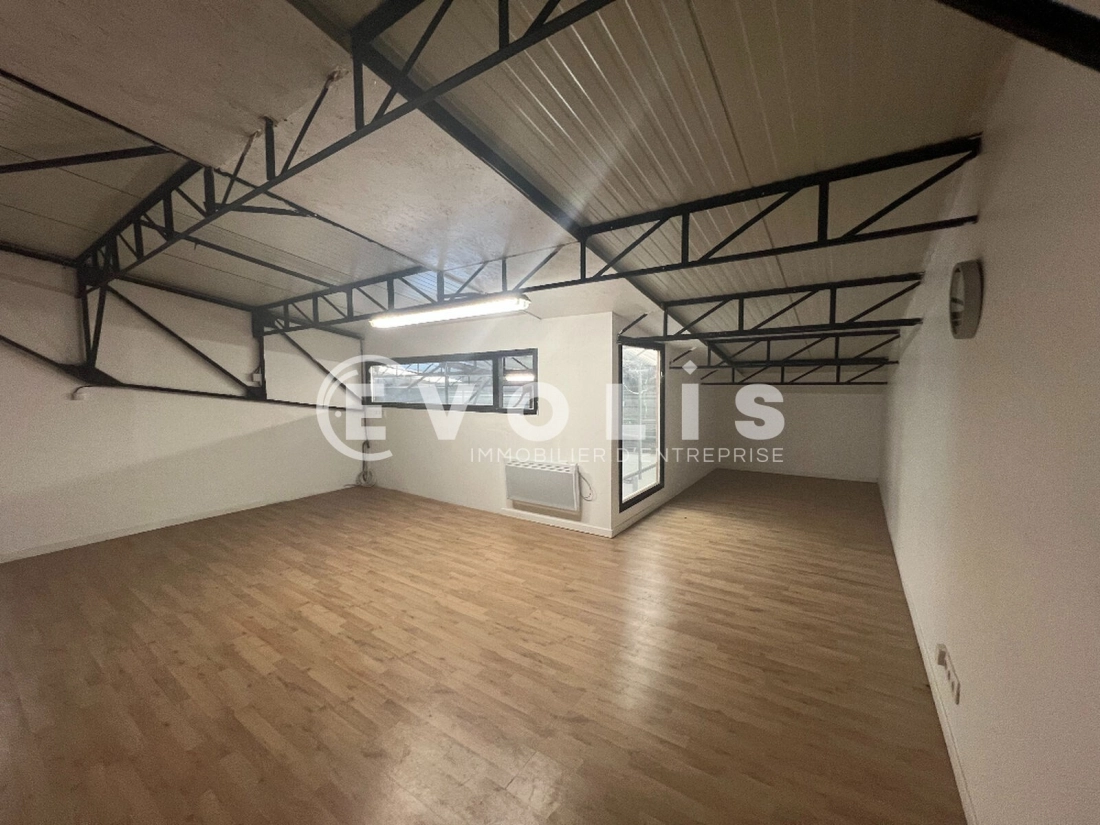 Photo 12 – location Entrepôts / activités	VILLENEUVE LE ROI (94290)