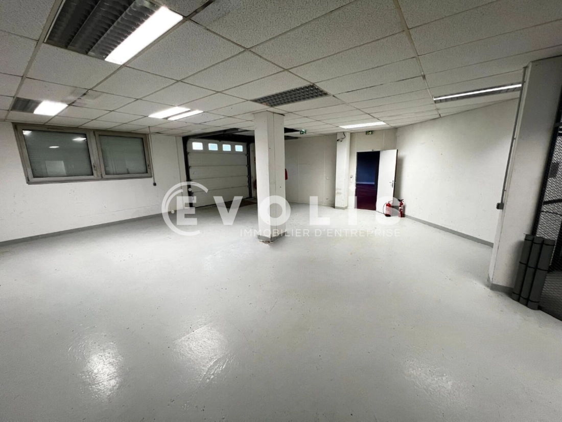 Photo 3 – location Entrepôts / activités	EPINAY SUR ORGE (91360)