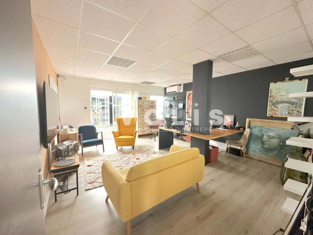 Photo 2 – location Entrepôts / activités	CENON (33150)