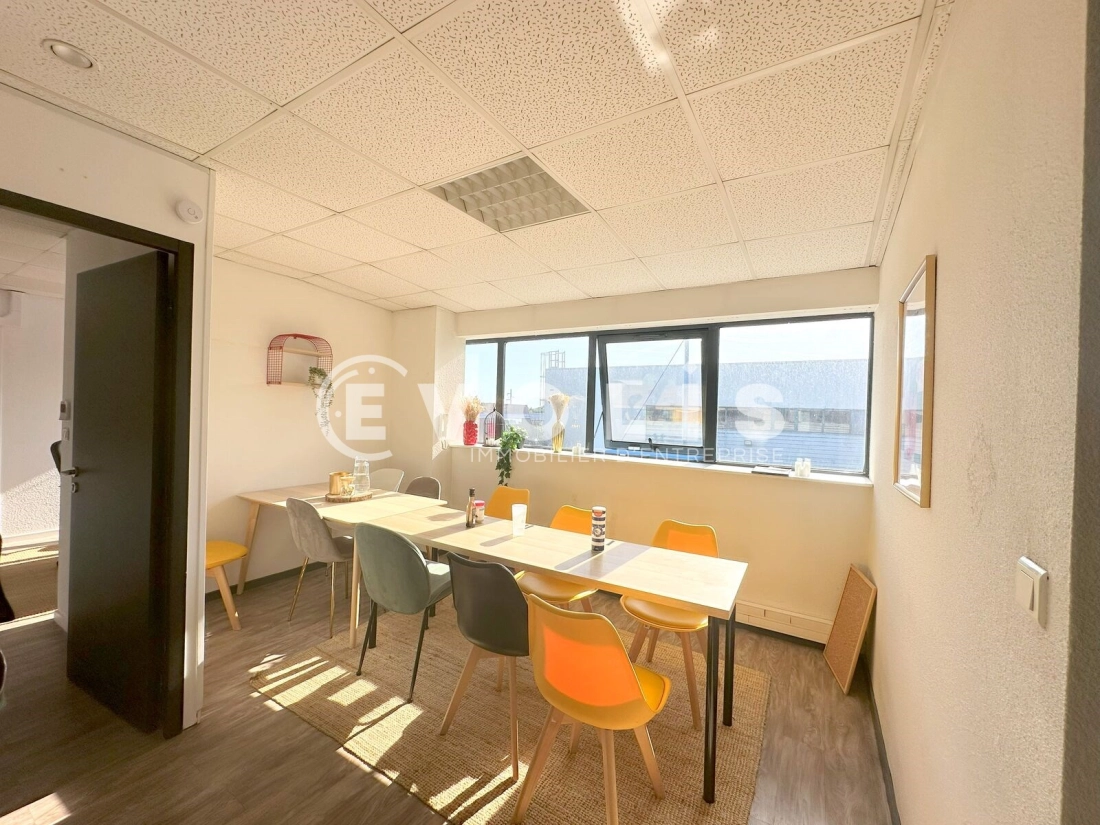 Photo 4 – location Entrepôts / activités	CENON (33150)