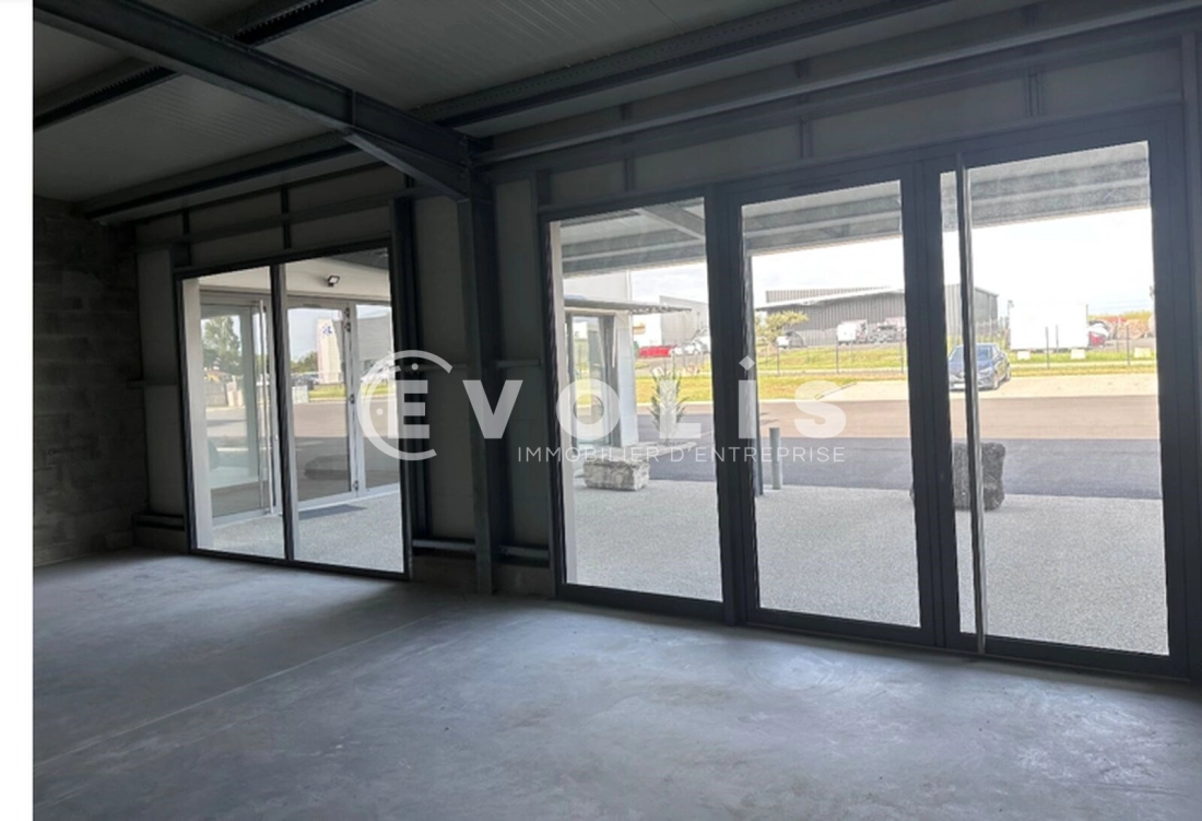 Photo 2 – location bureaux	PUGNAC (33710)