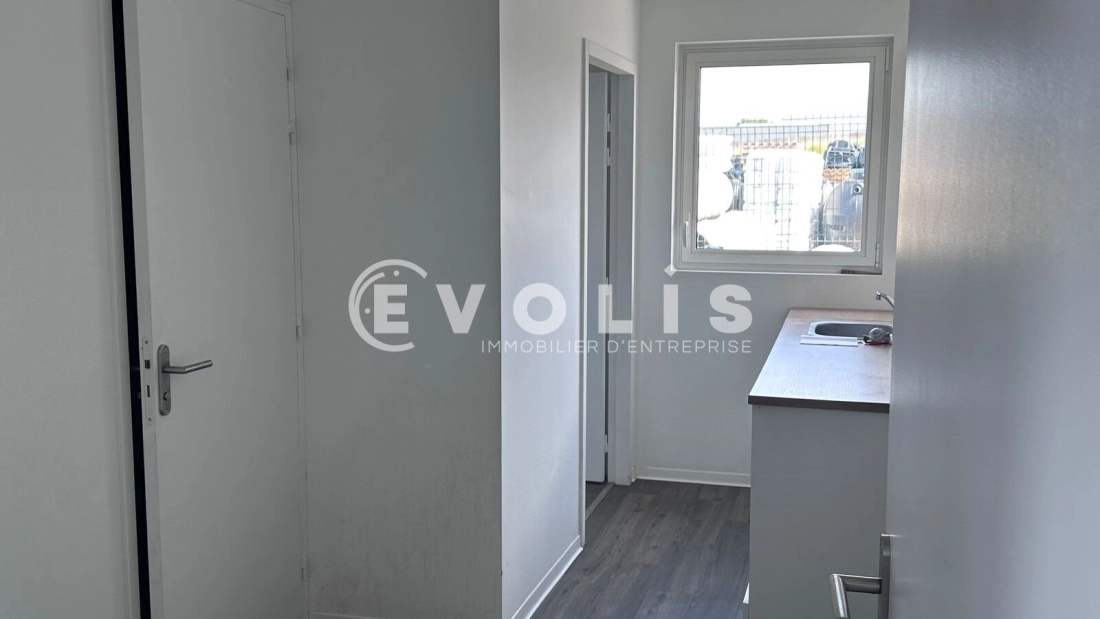 Photo 6 – location Entrepôts / activités	SAINT ANDRE DE CUBZAC (33240)
