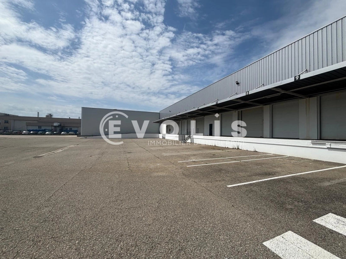 Photo 2 – location Entrepôts / activités	CORBAS (69960)