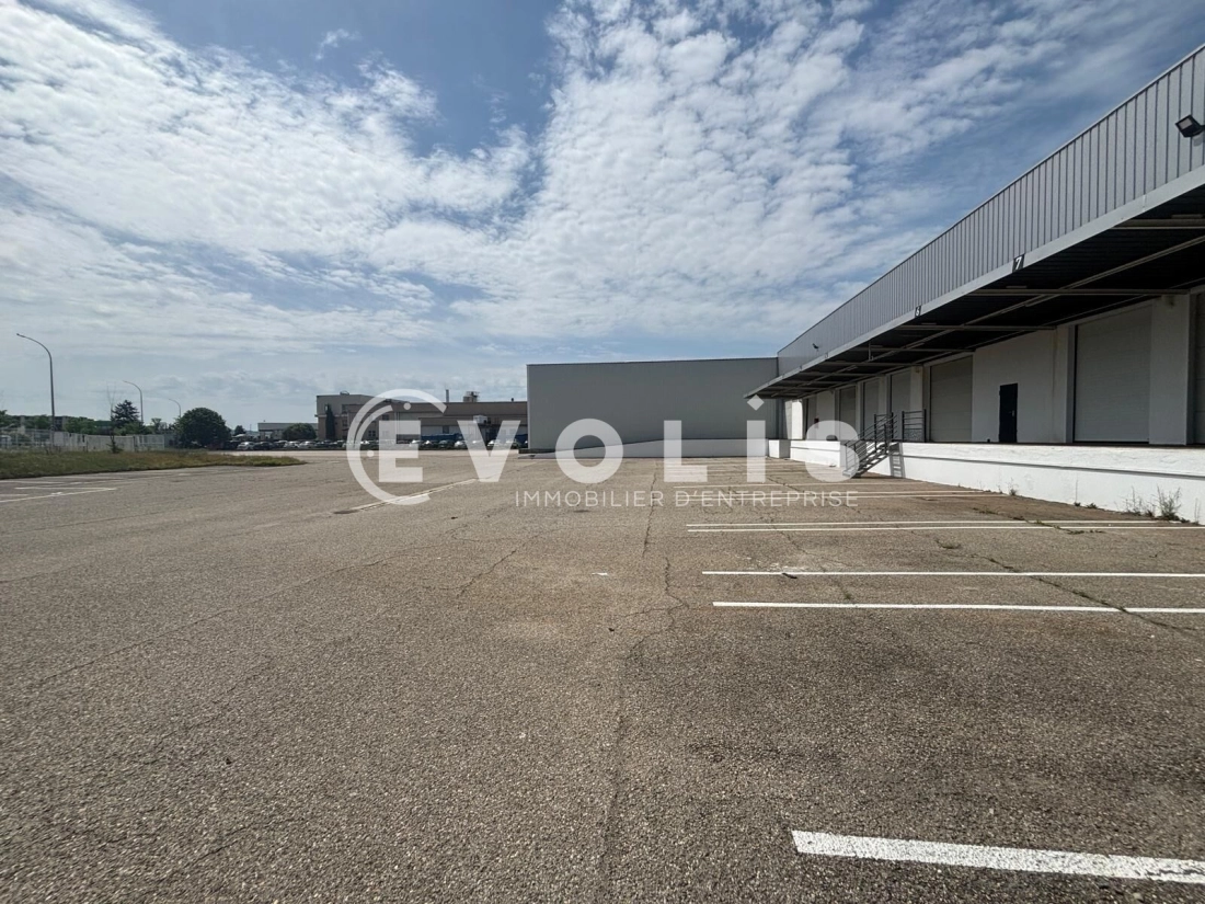 Photo 3 – location Entrepôts / activités	CORBAS (69960)