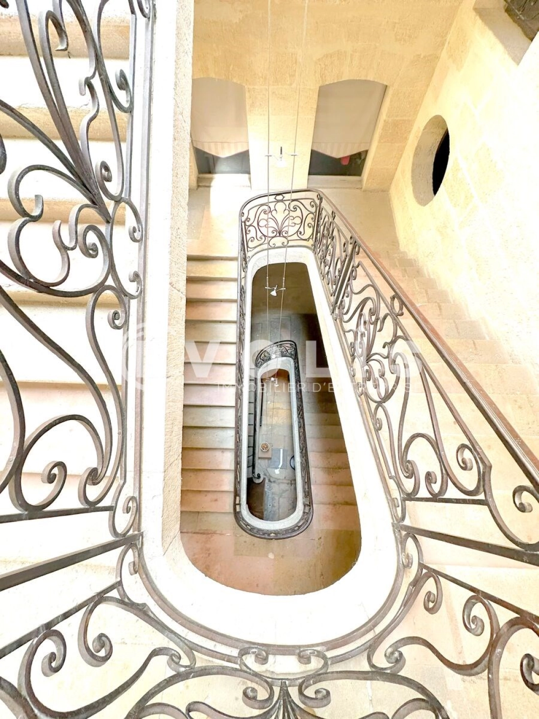 Photo 3 – location bureaux	BORDEAUX (33300)