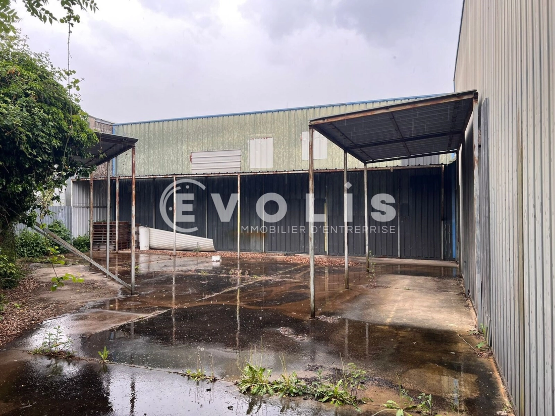 Photo 8 – vente Entrepôts / activités	CIVRIEUX D'AZERGUES (69380)