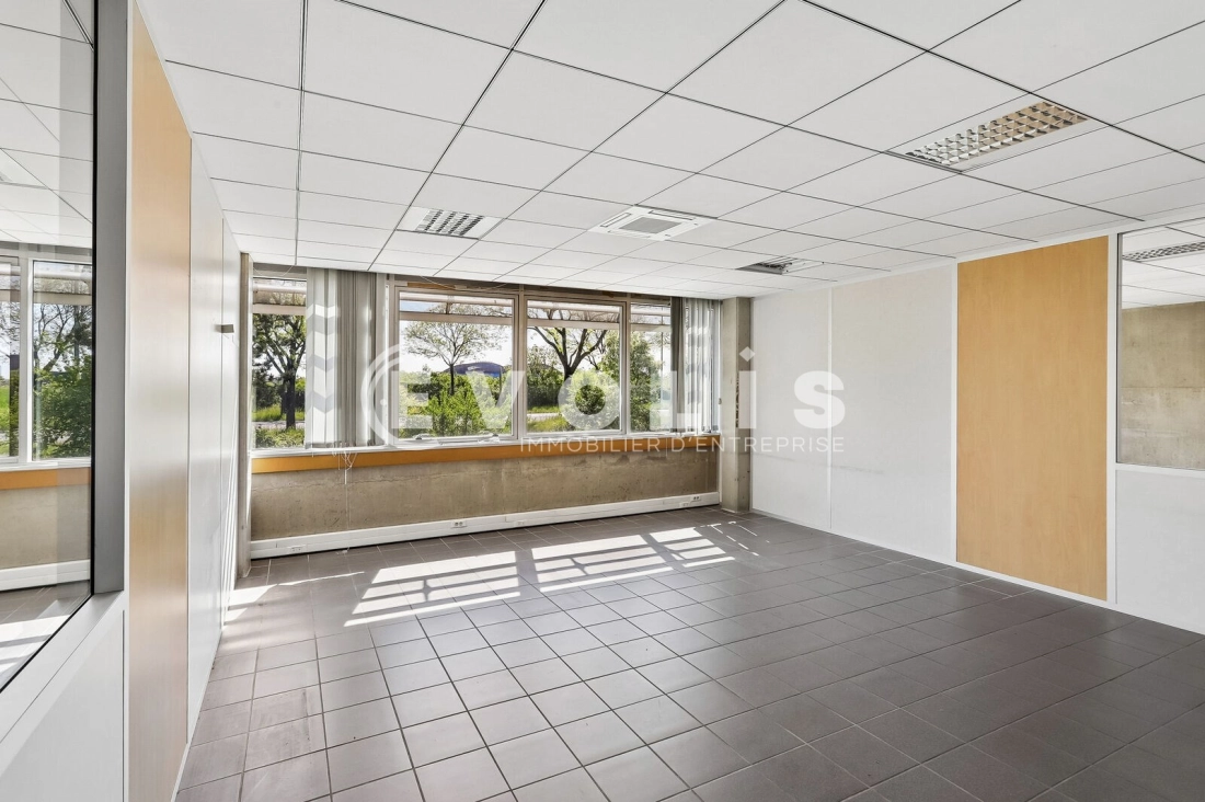 Photo 12 – location bureaux	BRON (69500)
