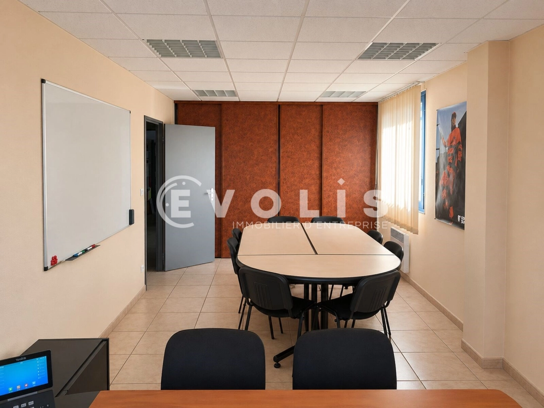 Photo 6 – location Entrepôts / activités	SAINT QUENTIN FALLAVIER (38070)