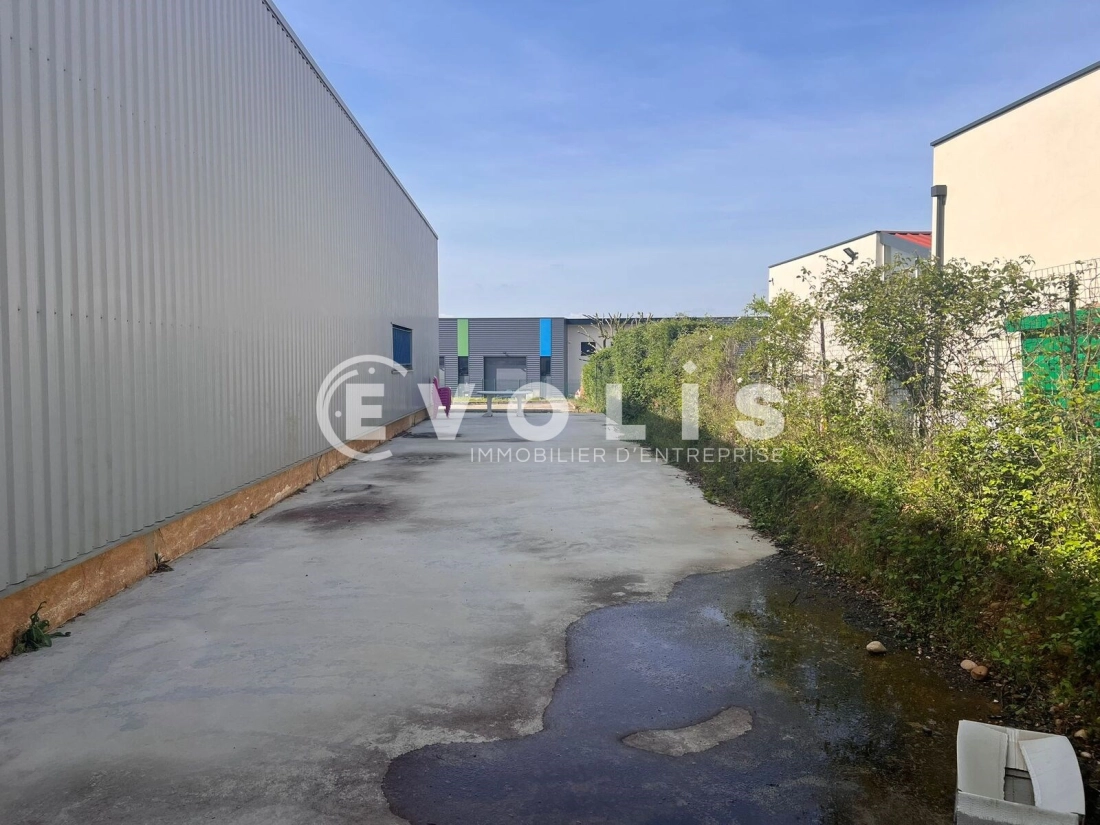 Photo 3 – location Entrepôts / activités	SAINT QUENTIN FALLAVIER (38070)