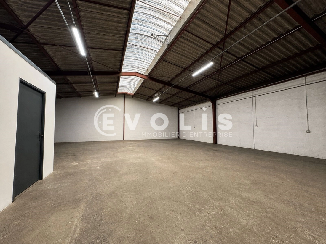 Photo 2 – location Entrepôts / activités	CAMON (80450)