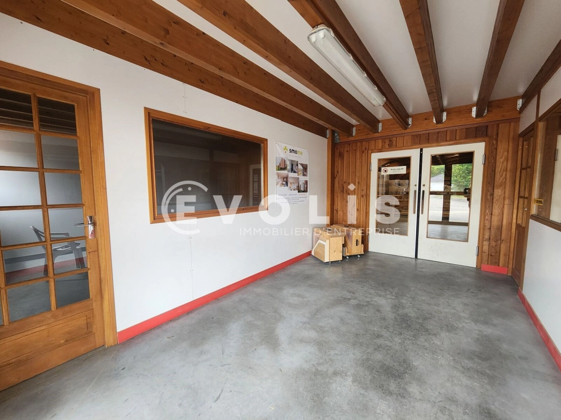 Photo 7 – vente Entrepôts / activités	RUY MONTCEAU (38300)