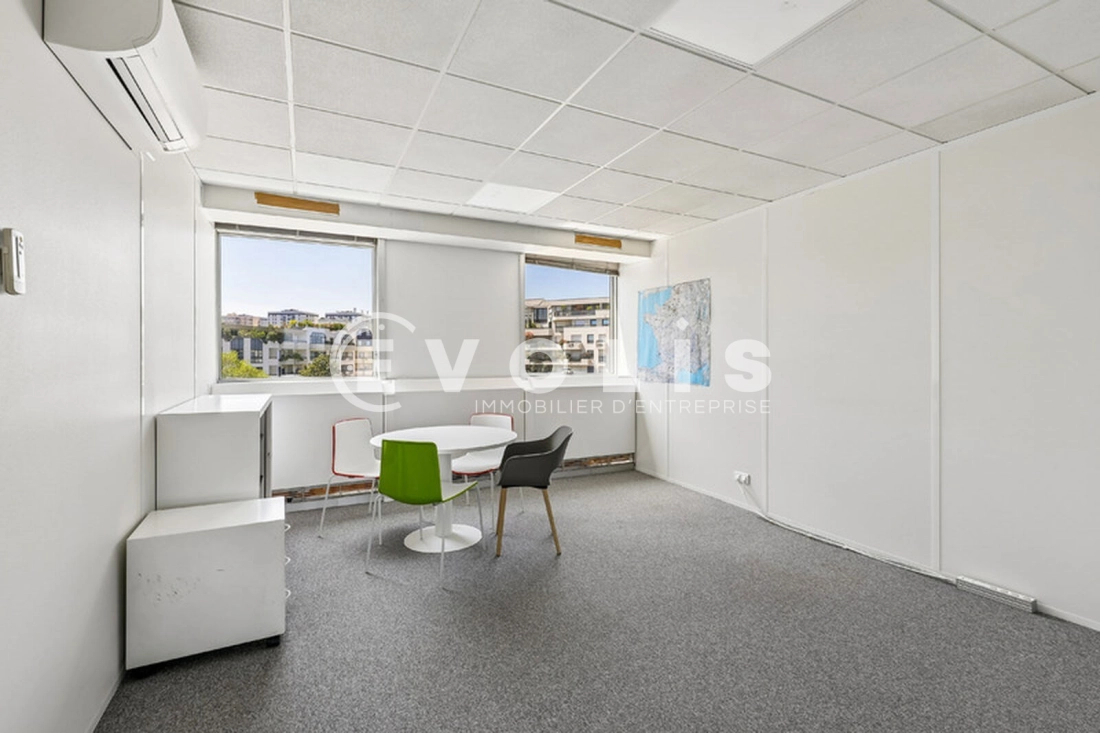 Photo 7 – location bureaux	SURESNES (92150)