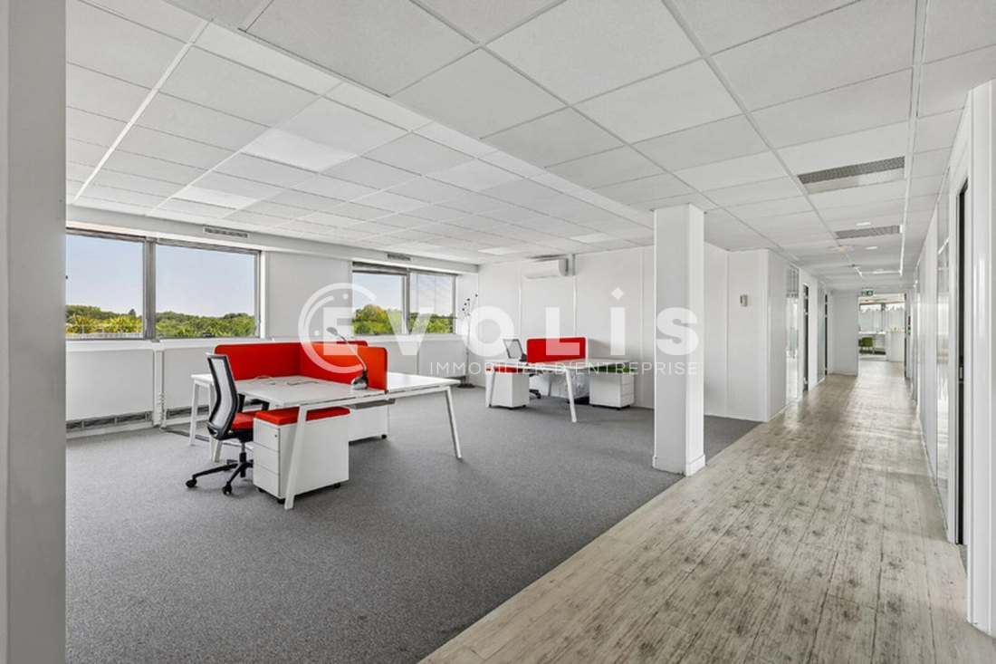 Photo 10 – location bureaux	SURESNES (92150)