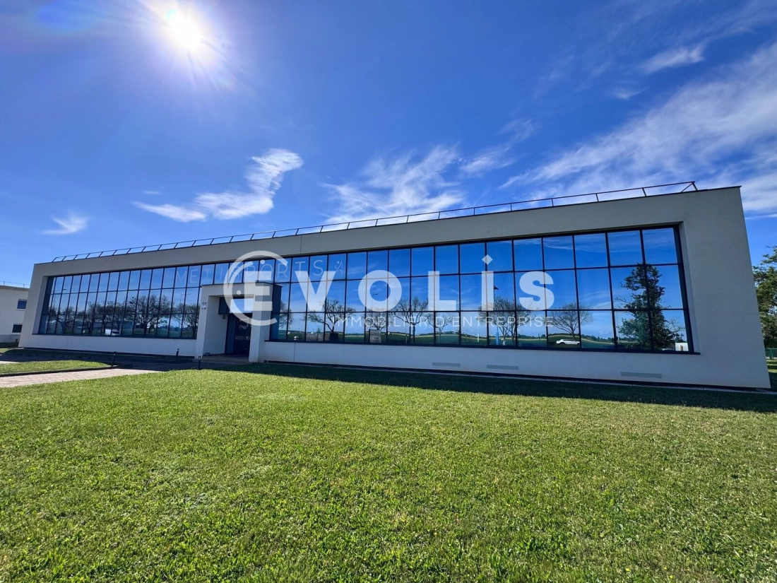 Photo 1 – location bureaux	BRON (69500)