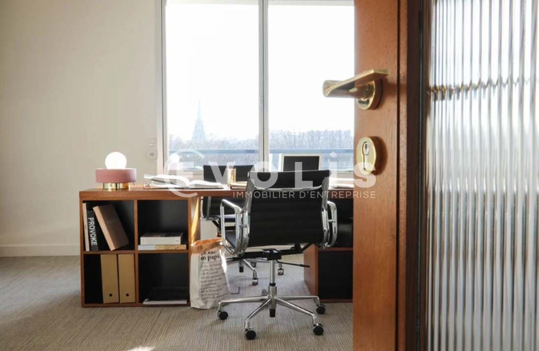 Photo 3 – location Coworking	PARIS (75008)