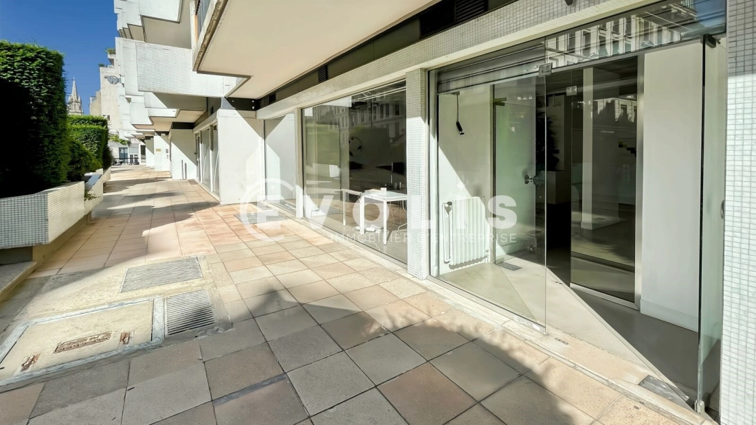 Photo 1 – location bureaux	PARIS (75011)