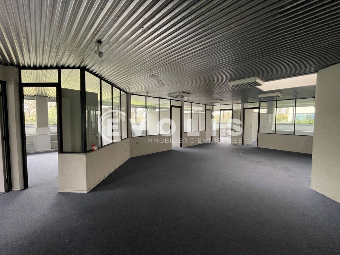 Photo 7 – vente Entrepôts / activités	BORDEAUX (33300)