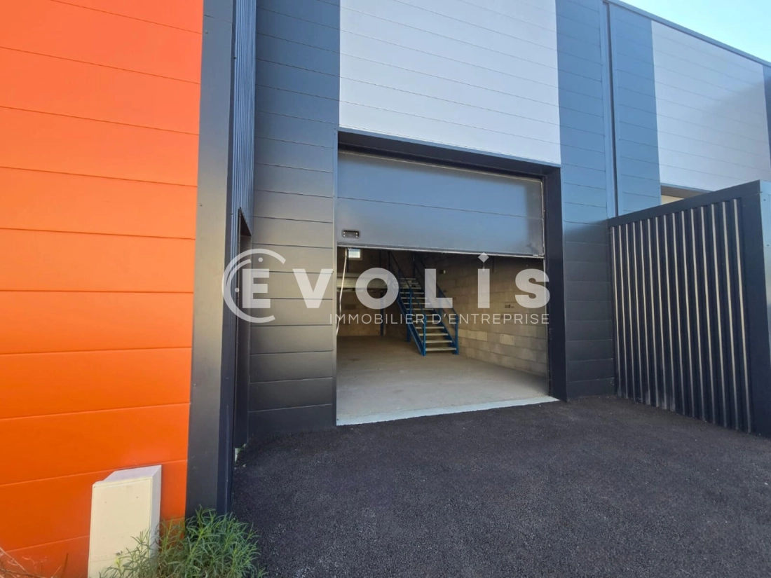 Photo 5 – vente Entrepôts / activités	BRIERES LES SCELLES (91150)