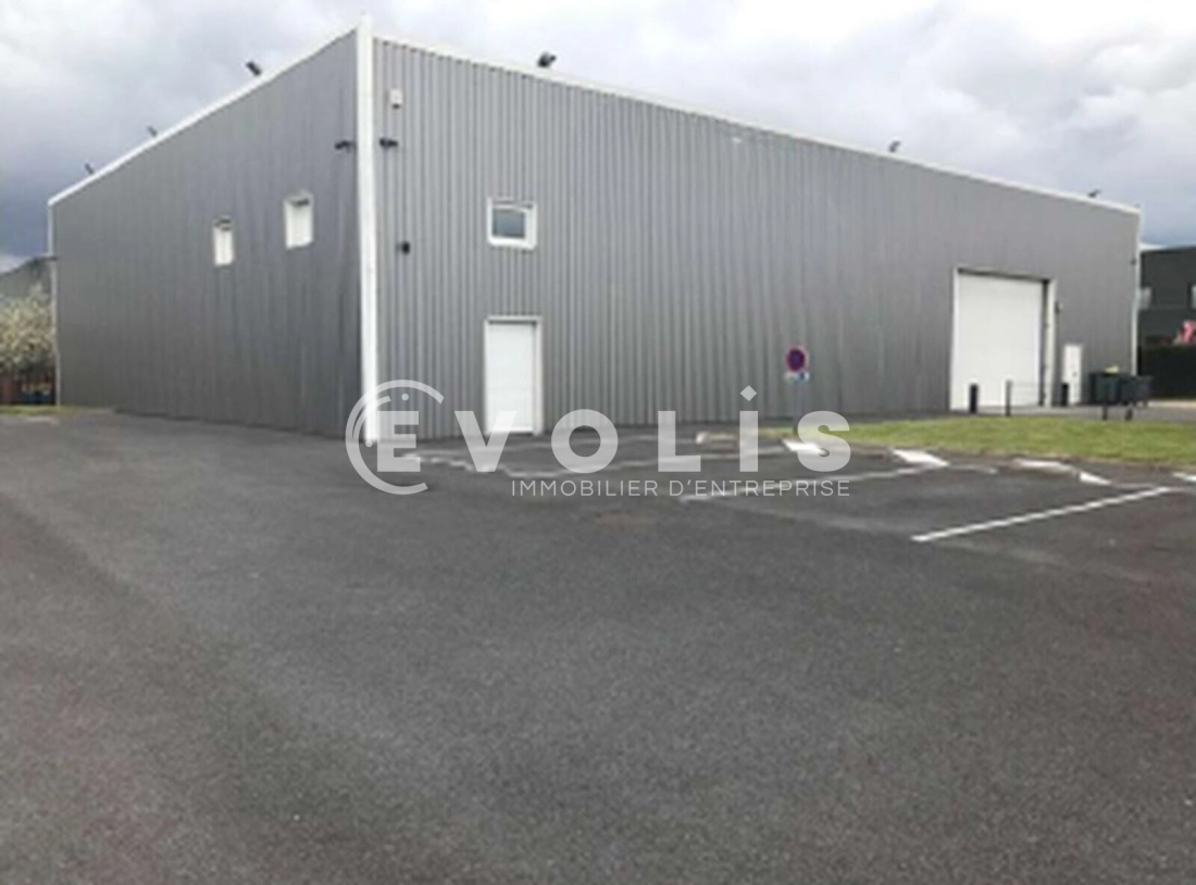 Photo 2 – location Entrepôts / activités	ENNEVELIN (59710)