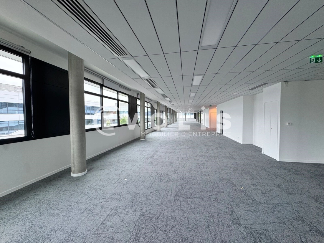 Photo 5 – location bureaux	CHAMPAGNE AU MONT D'OR (69410)