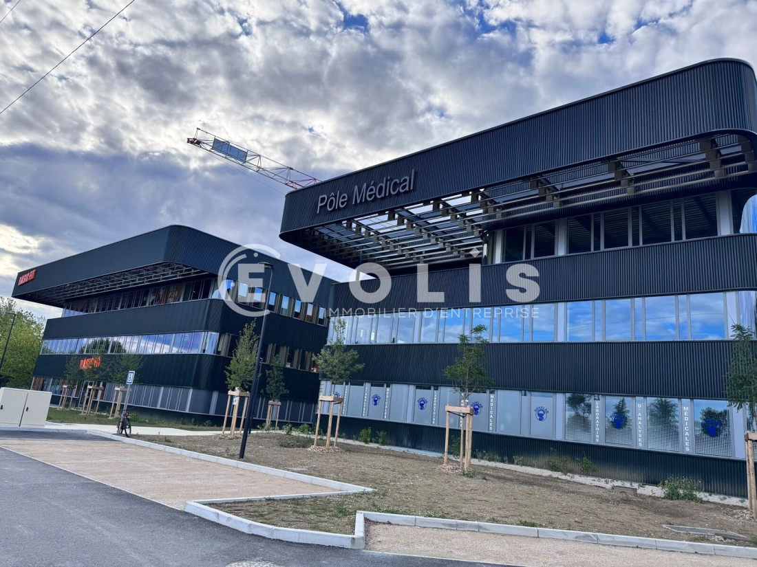 Photo 2 – vente bureaux	SAINT MAURICE DE BEYNOST (01700)