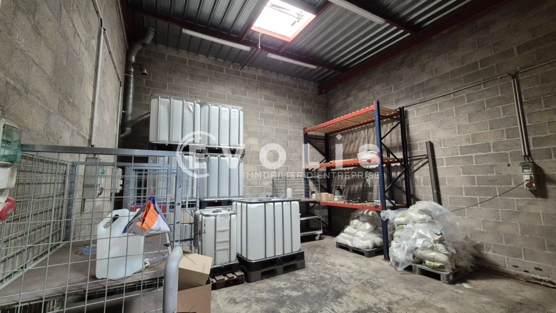 Photo 14 – location Entrepôts / activités	REBAIS (77510)
