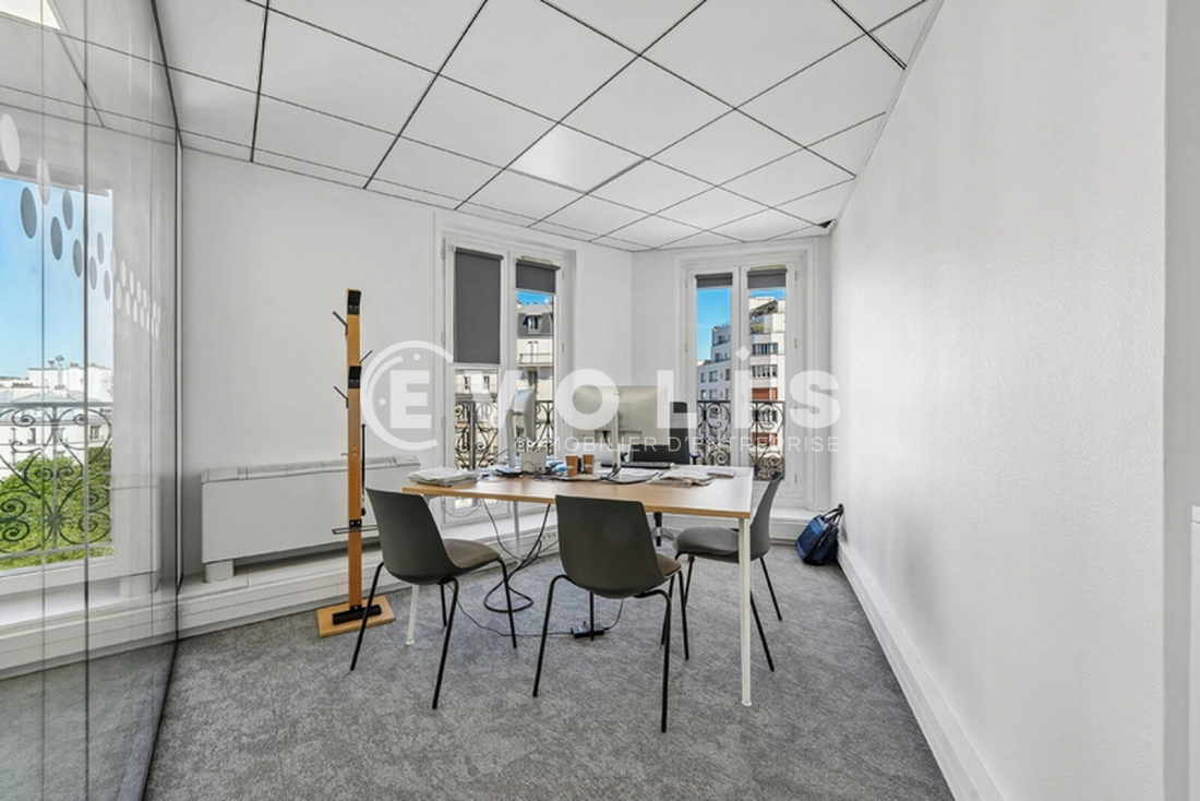 Photo 10 – location bureaux	PARIS (75008)
